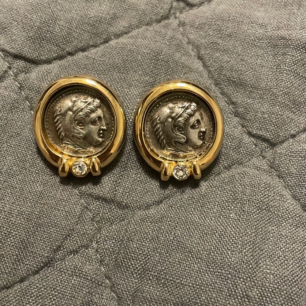 Ben Amun stud earring